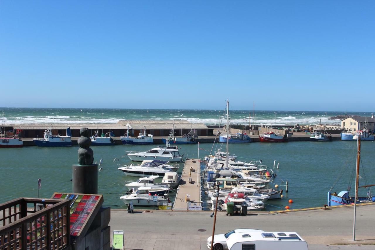 B&B Wharfside Hirtshals Buitenkant foto